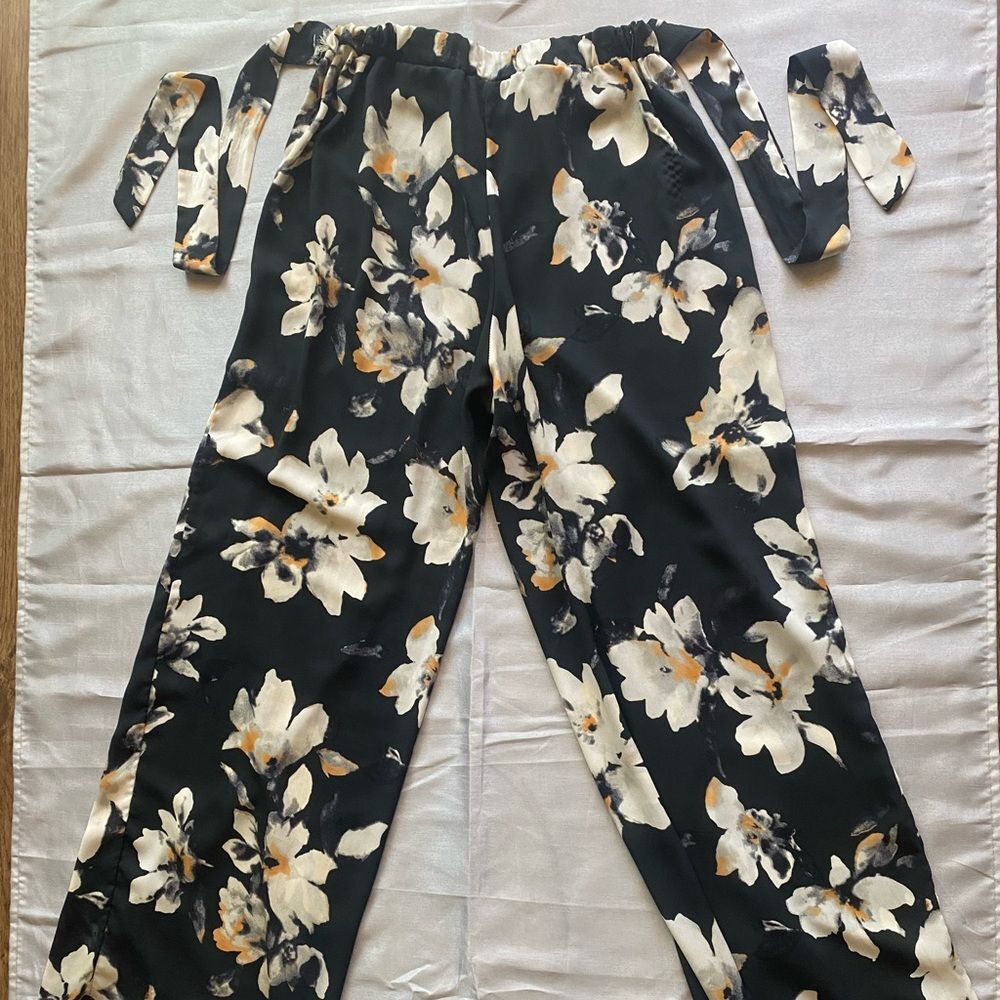 Black Floral Print Pant Comfortable Lightweight Small - Picture 4 of 6